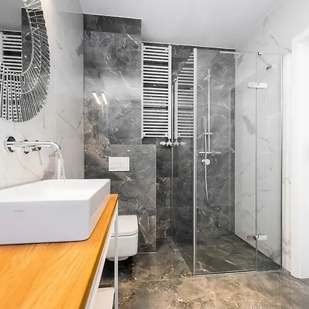 Apartmán Modrzewiowa 12 *