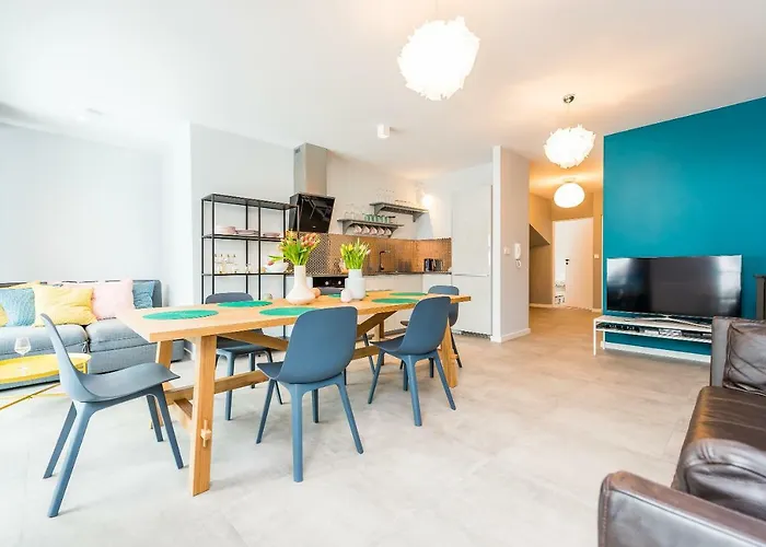 דירה Modrzewiowa 12 *