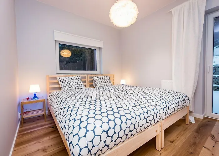 Modrzewiowa 12 דירה שצ'צ'ירק